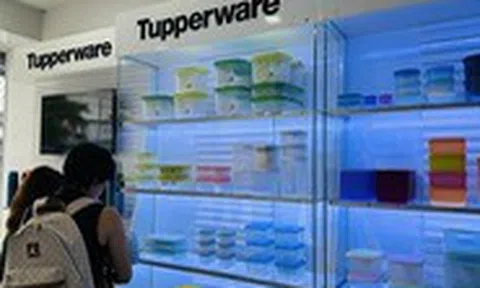 Đua mua hàng gia dụng Tupperware của Mỹ khi hãng 78 tuổi tuyên bố phá sản