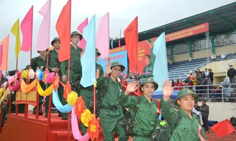 Trốn nhập ngũ, hai thanh niên ở Quảng Ngãi bị phạt 125 triệu đồng