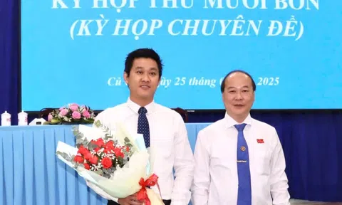 Ông Hứa Quốc Hưng làm Chủ tịch huyện Củ Chi