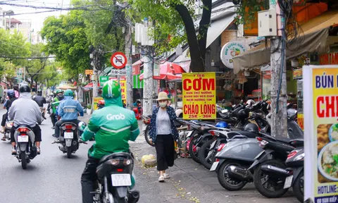 Lấn chiếm vỉa hè: Luật rất rõ về xử phạt, chỉ cần thực hiện nghiêm