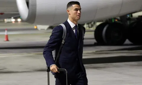 Ronaldo đối diện lệnh bắt giữ, Al Nassr gây thất vọng tại Cúp C1 châu Á