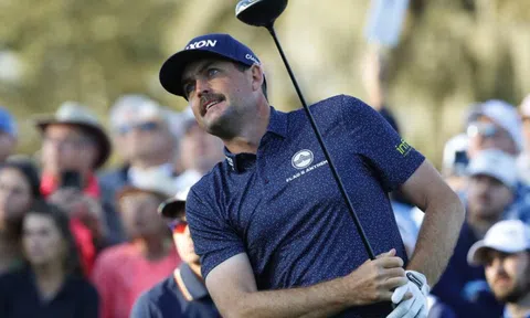 Keegan Bradley và những cú HIO để đời trong năm 2025