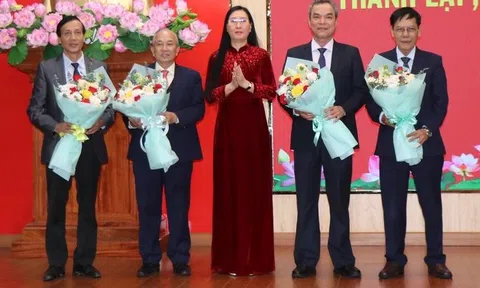 Nghỉ hưu trước tuổi, một cán bộ ở Quảng Ngãi nhận gần 2,8 tỷ đồng