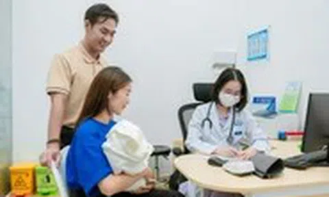 Nhà thuốc Long Châu tiên phong đưa giải pháp dự phòng viêm phổi do RSV trên thế giới để bảo vệ