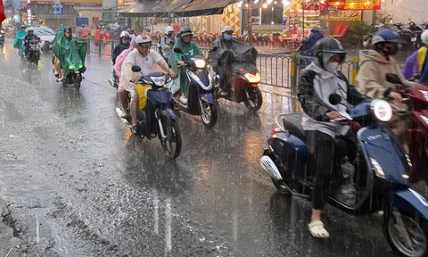 TPHCM sắp mưa lớn diện rộng, gây ngập nhiều nơi