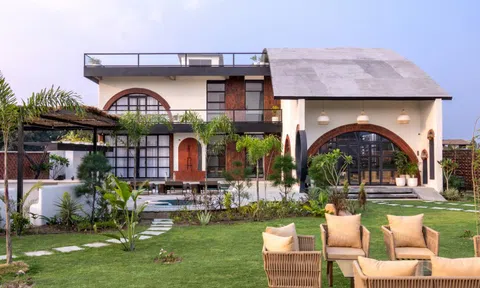 Ấn tượng với ngôi nhà cửa vòm giữa thiên nhiên