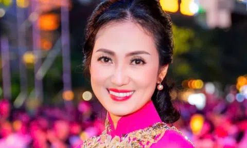 Nữ MC góp giọng trong thời khắc trọng đại của Lễ kỷ niệm 30/4