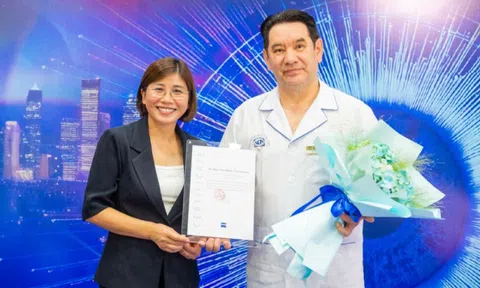 Hệ thống bệnh viện Mắt Quốc tế Việt - Nga tiên phong tiếp nhận chuyển giao công nghệ ZEISS SMILE PRO AI 4.0