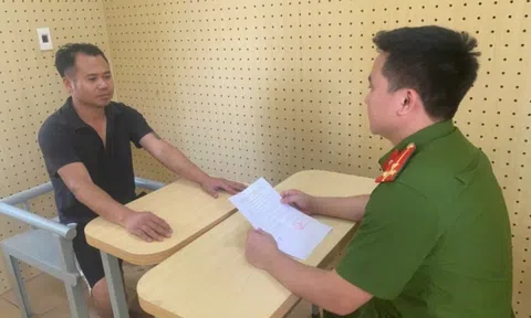 Bắt 2 đối tượng 'tống tiền' Cảnh sát giao thông