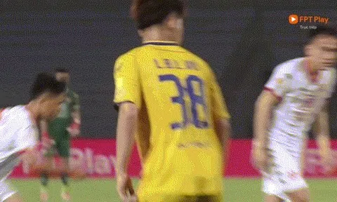 HIGHLIGHTS Hải Phòng 0-0 SLNA: Ba mươi cú sút, bóng bốn lần dội khung gỗ