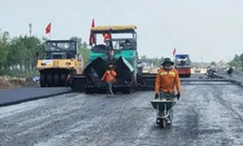 Dự án cao tốc Biên Hòa - Vũng Tàu: Hết lo mặt bằng lại lo chuyện di dời công trình điện, nước