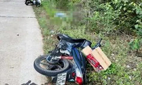 Cô giáo nằm chết bên đường với nhiều vết thương nghi dao đâm