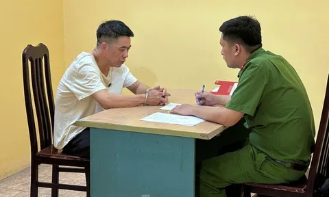 Hà Nội: Chủ tịch xã cùng cấp dưới nhận hối lộ để loạt công trình xây dựng trái phép