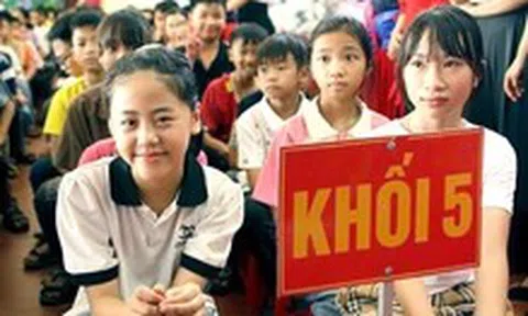 Dạy 2 buổi/ngày không thu phí: Chờ sớm có hướng dẫn