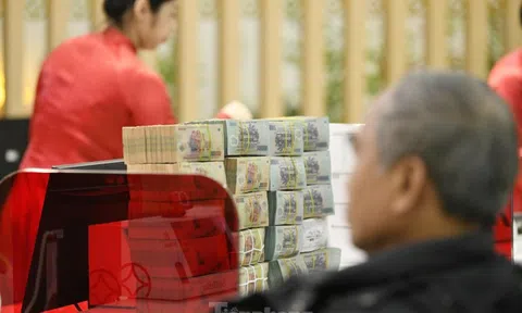 Điều xảy ra với các ngân hàng khi lãi suất tiền gửi đang thấp nhất lịch sử