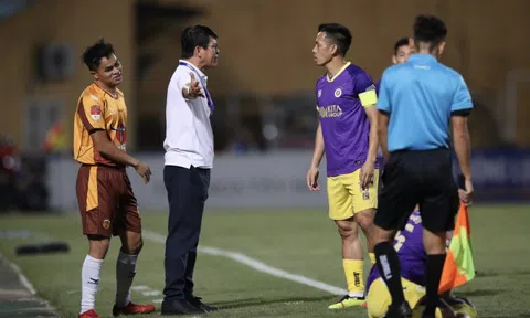 Lo ‘củi lửa’ cuối mùa giải V-League, VFF nhắc việc Ban trọng tài
