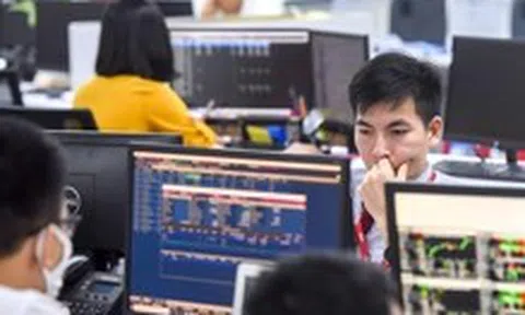 Tin tức sáng 10-5: Khối ngoại bán ròng hơn 13.228 tỉ đồng chứng khoán