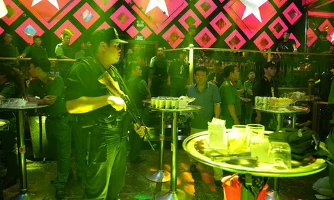 Bắt chủ quán bar Paris Night Club ở Bình Thuận