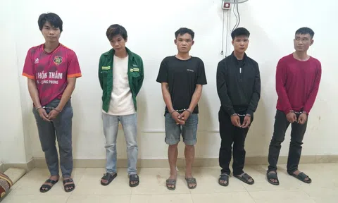 Bắt 5 đối tượng cướp tài sản người đi đường để lấy tiền mua ma túy