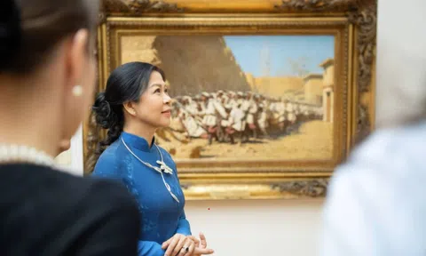 Phu nhân Ngô Phương Ly thăm nơi phát triển các tài năng nghệ thuật của Việt Nam