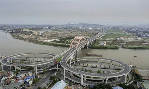 Hải Phòng cấm nhiều tuyến đường để tổ chức Lễ hội Hoa Phượng Đỏ 2025