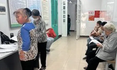 Phát thuốc 2 tháng/lần để giảm tải bệnh viện và giảm thời gian chờ khám bảo hiểm