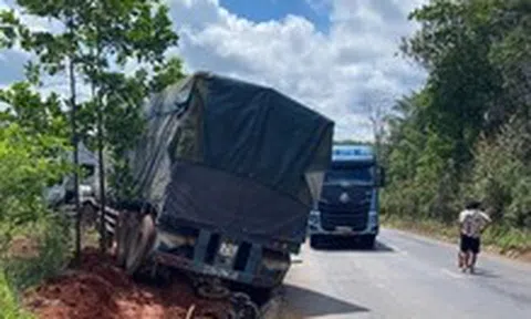 Xe kéo container tông liên hoàn khiến 2 người chết tại chỗ, 5 người bị thương