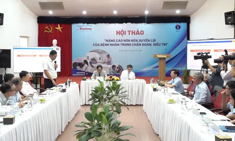 Có thể sẽ nâng mức thu hoặc đưa ra gói bảo hiểm y tế bổ sung