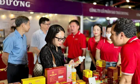 Công ty Y Dược Vi Diệu Nam ghi dấu ấn tại Festival Tinh Hoa Đông Y Dược 2025