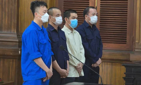 Cán bộ hải quan tiếp tay buôn lậu hàng hóa trị giá trên 217 tỷ đồng