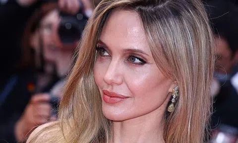 Angelina Jolie là tâm điểm ở Cannes, Đường Yên và Cao Viên Viên bị ‘ống kính hung thần’ bóc trần