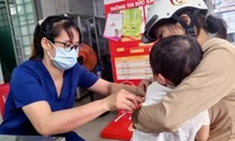 Bé trai 6 tuổi ở Đồng Nai tử vong do bệnh sởi, bị tim bẩm sinh và chưa tiêm vắc xin