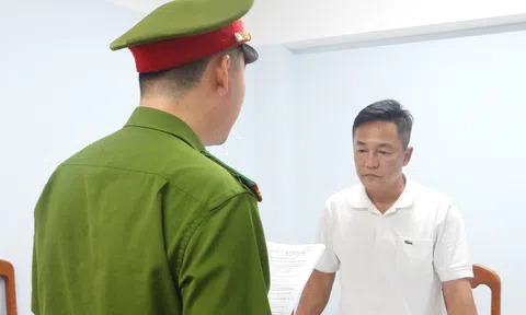 Bắt chủ mỏ cát nổi tiếng Quảng Nam, ‘vén màn’ phi vụ đoạt quyền điều hành công ty kiểu xã hội đen