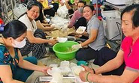 Sài Gòn - TP.HCM - miền đất hứa bao phận người - Kỳ 4: Dang tay với những phận người khó khăn