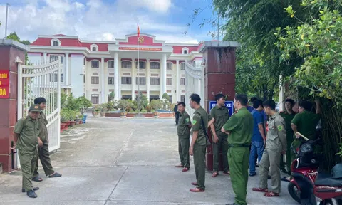 'Thầy ông nội' Lê Tùng Vân bị tuyên án 3 năm tù về tội 'Loạn luân'