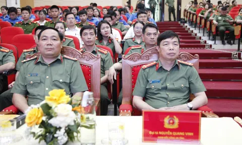 Công an tỉnh Bắc Giang tiếp lửa truyền thống