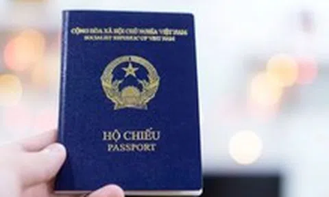Người Việt Nam ra nước ngoài bao lâu bị xóa quốc tịch?