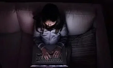 Nhiều trẻ em bị dụ dỗ quay video, chụp ảnh khiêu dâm trên mạng xã hội