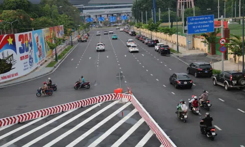 Giao thông hỗn loạn trước nhà ga T3 Tân Sơn Nhất, Sở Xây dựng TPHCM lên tiếng