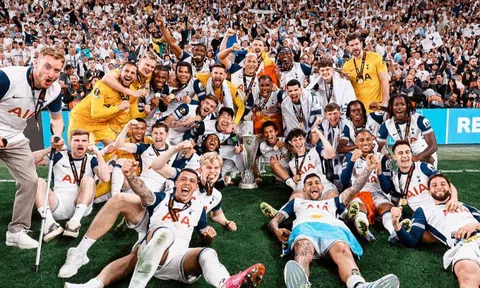 Tottenham đã thoát khỏi sự tầm thường, trở thành nhà vô địch Europa League như thế nào?