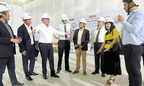 Central - Đại diện Việt Nam góp mặt trong chương trình tái xây dựng cơ sở hạ tầng Israel