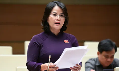 Ước mơ và thực tế phũ phàng: 'Tiền lương không tăng nhưng giá nhà tăng liên tục'