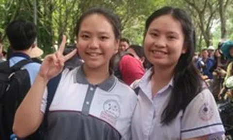 Thi vào lớp 10 Trường phổ thông Năng khiếu: Thí sinh nói đề văn, tiếng Anh sát đề minh họa