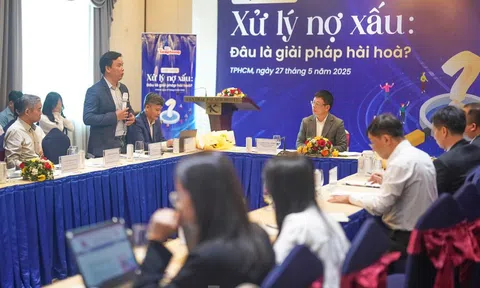 Quan hệ tín dụng: Người đi vay luôn ở 'cửa' dưới?