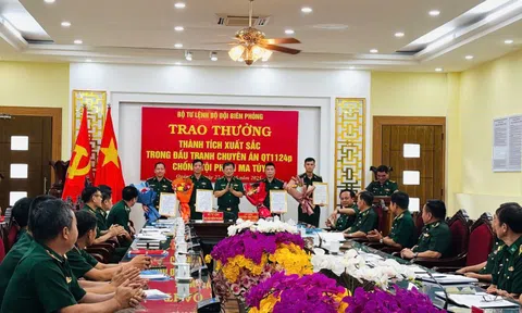 Bộ Tư lệnh Bộ đội Biên phòng trao thưởng thành tích xuất sắc trong đấu tranh chống tội phạm ma túy