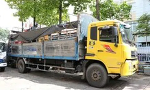 Đánh sập đường dây vận chuyển trái phép máy gặt đập liên hợp từ Campuchia