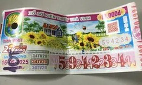 Chủ đại lý ở quận 10 bị lừa đổi vé số giả trúng thưởng giải ba