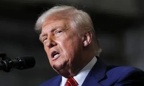Ông Trump tăng thuế nhôm, thép nhập khẩu từ 25% lên 50%