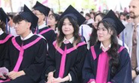 Thanh niên cần gì để tự tin bước ra thế giới?