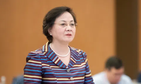 Bộ trưởng Bộ Nội vụ: Cán bộ, công chức nghỉ việc ngay vẫn được hưởng lương
